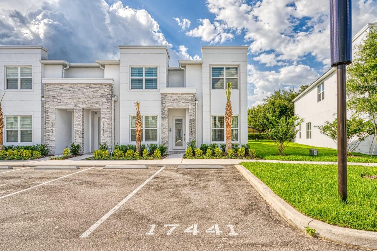 Modern Home With Private Pool Near Disney Орландо Екстериор снимка
