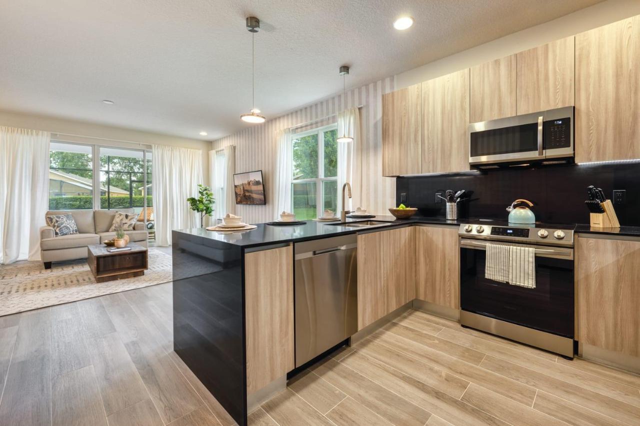 Modern Home With Private Pool Near Disney Орландо Екстериор снимка